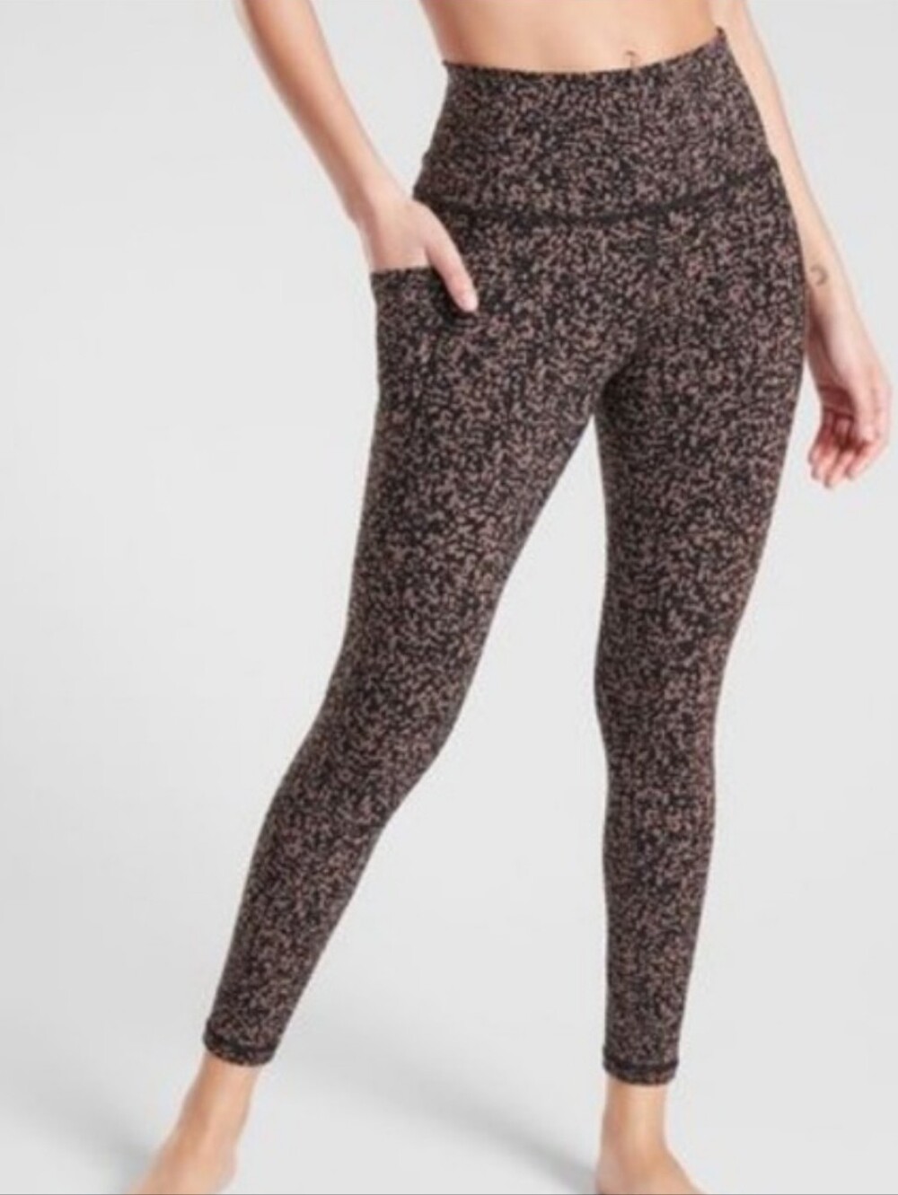 Athleta Salutation Stash Pocket Gravel Tight